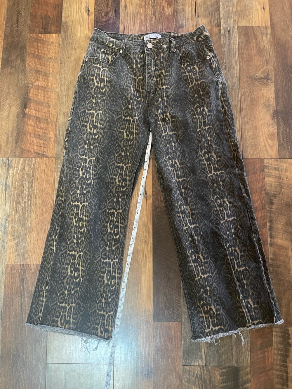 Leopard Print Wide-Leg Pants in Black and Tan